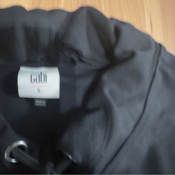 CAbi Black Women’s Top - Picture 2 of 4